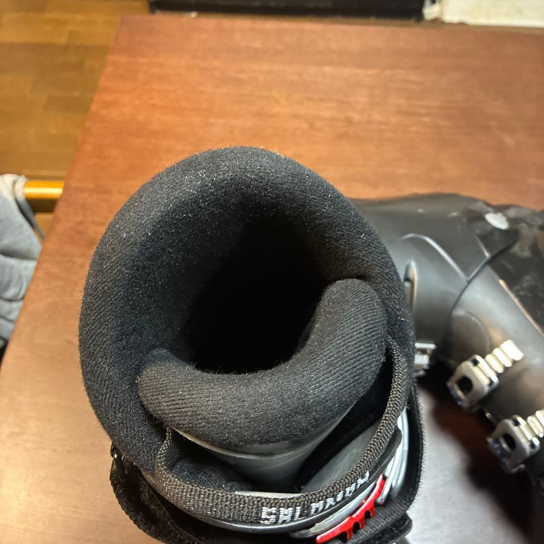 SALOMON スキー用ブーツ 黒 4バックル