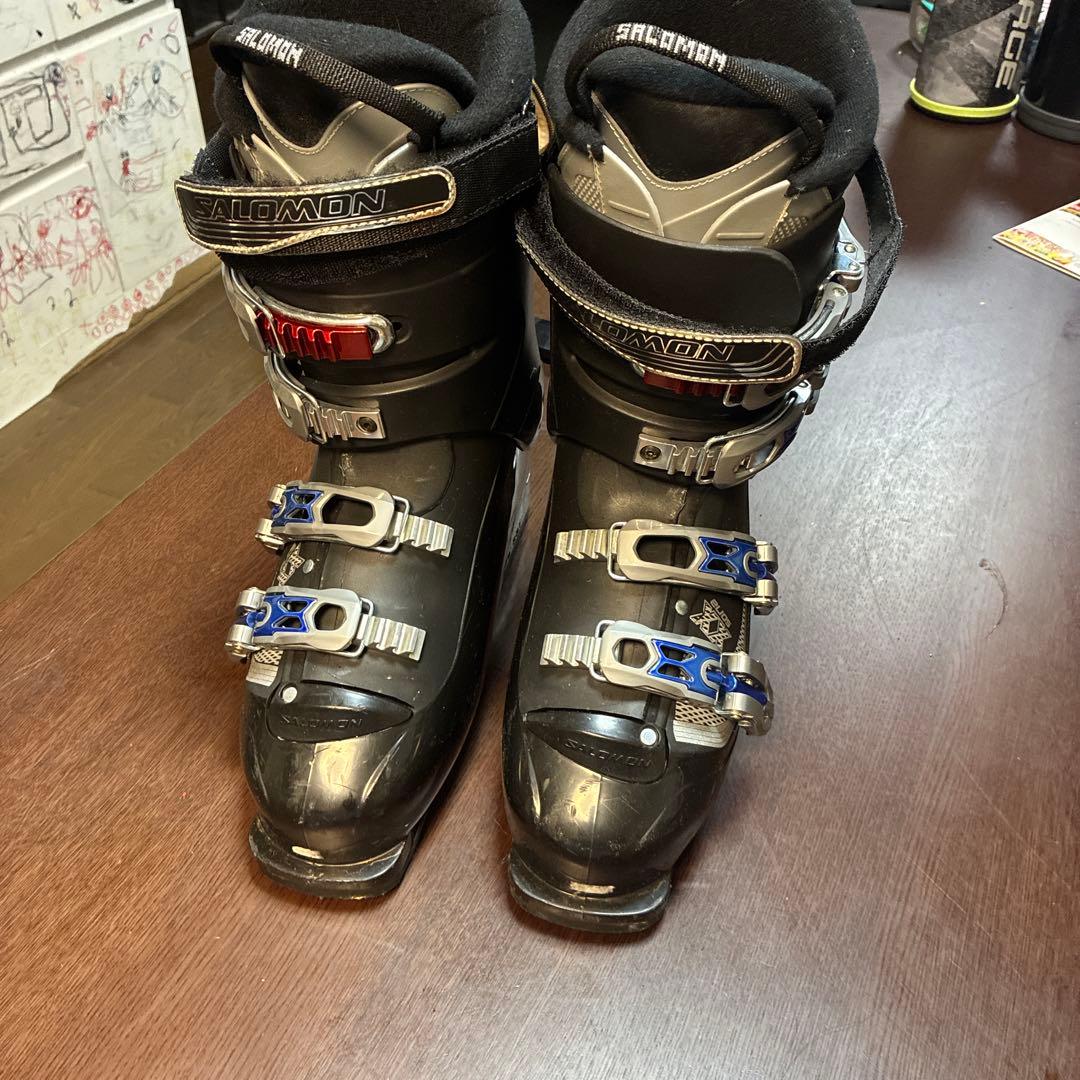 SALOMON スキー用ブーツ 黒 4バックル