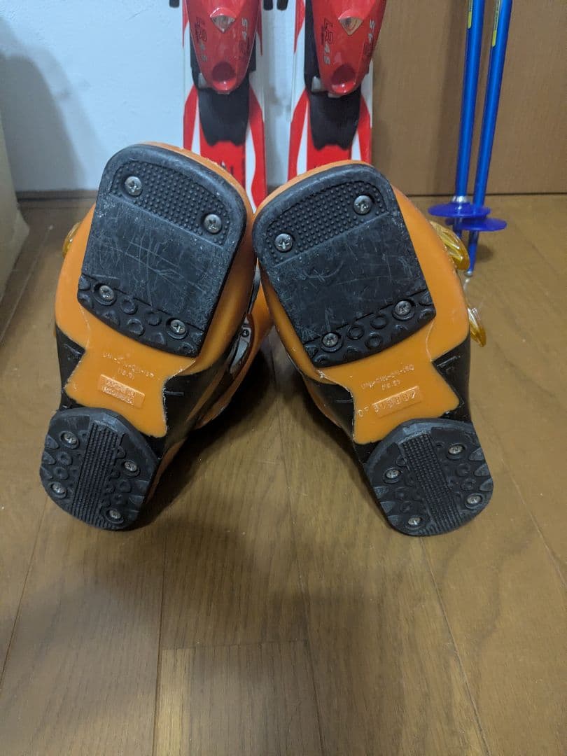 子供用　スキーセット　　 板　87センチ　ブーツ　　　18〜18.5センチ