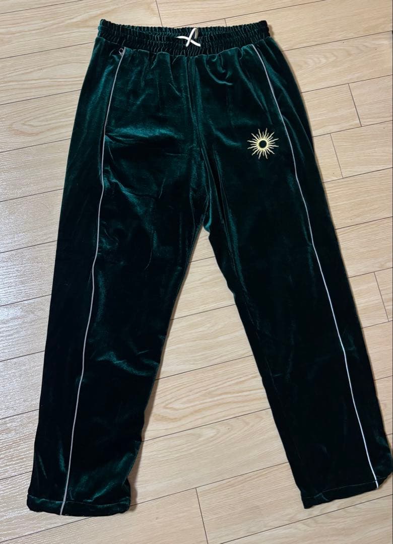 伊藤裕樹 JTPT オリジナルベロアセットアップ グリーン M - メルカリ