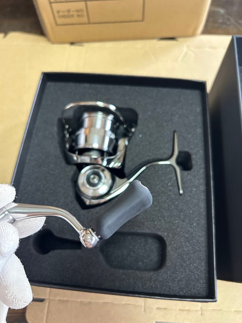 【新品未使用】ダイワ 22イグジストSF2000SS-P EXIST