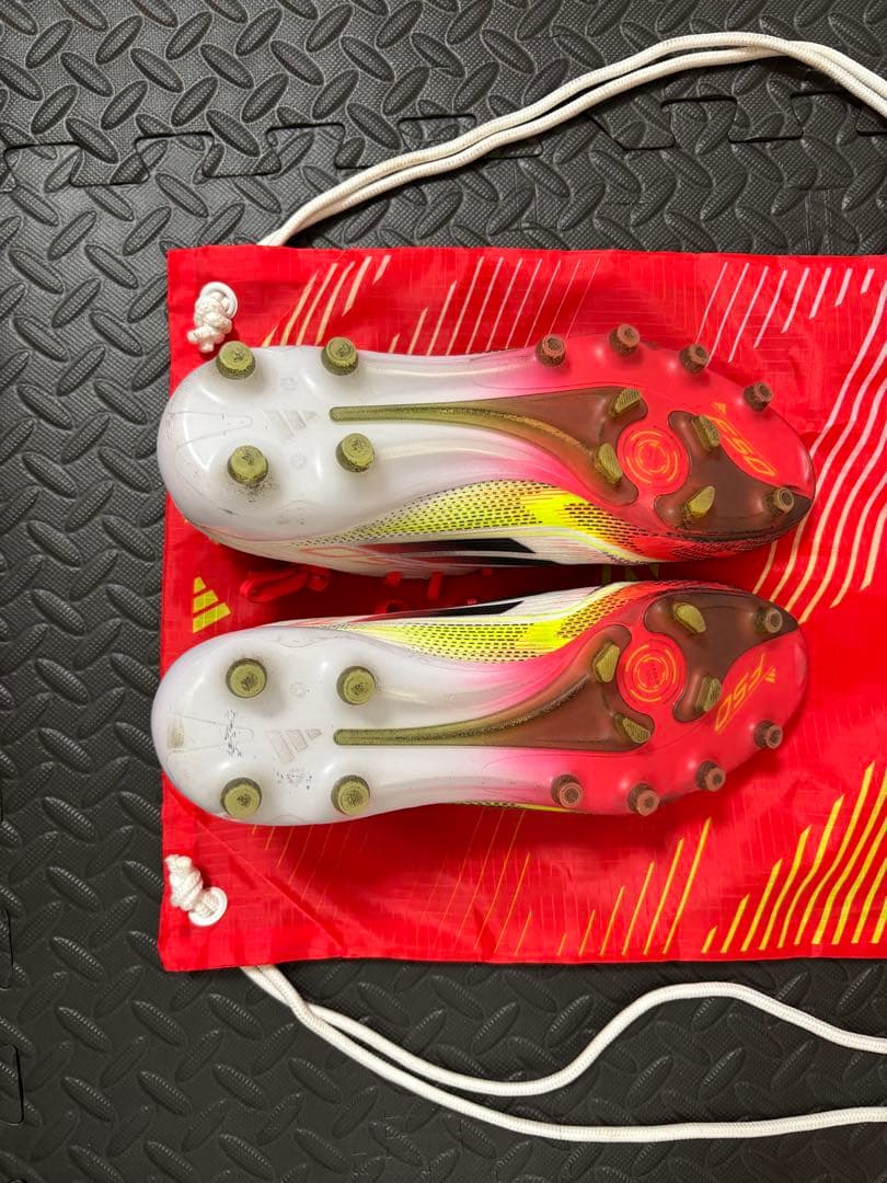 adidas F50 25.5cmスパイクシューズ ホワイト/レッド/イエロー