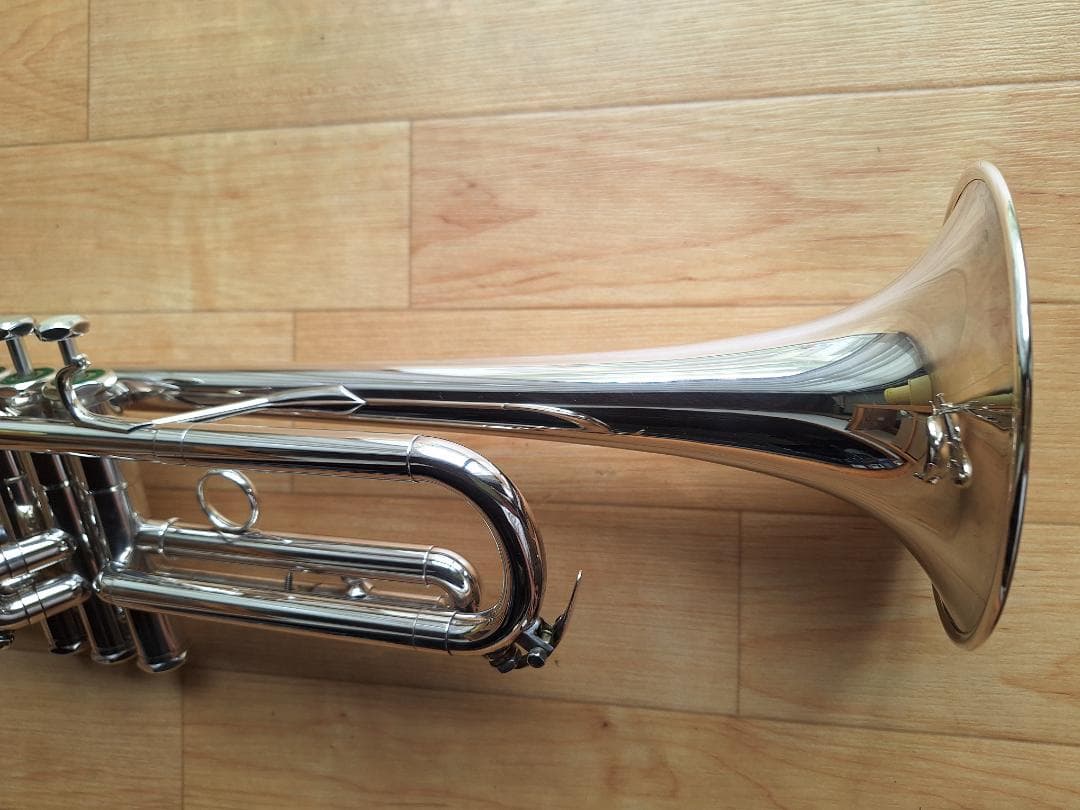 超美品 シルキー B♭トランペット B2 1971年製 シリアル4,000番台