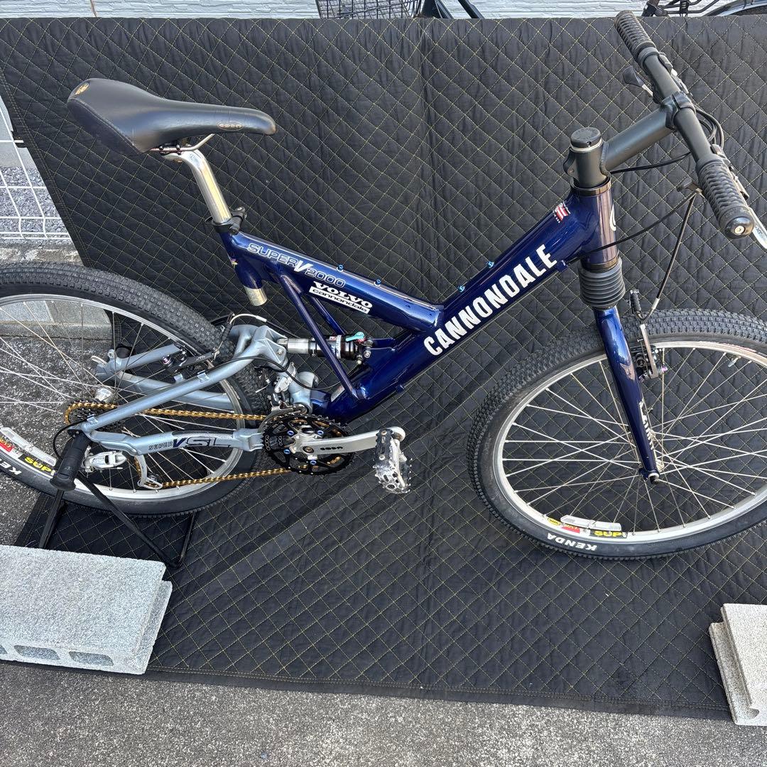 【引取り限定】CANNONDALE superV2000 限定カラー