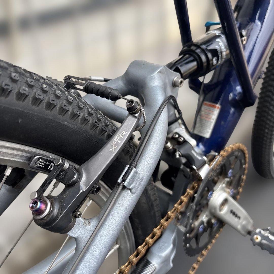 【引取り限定】CANNONDALE superV2000 限定カラー