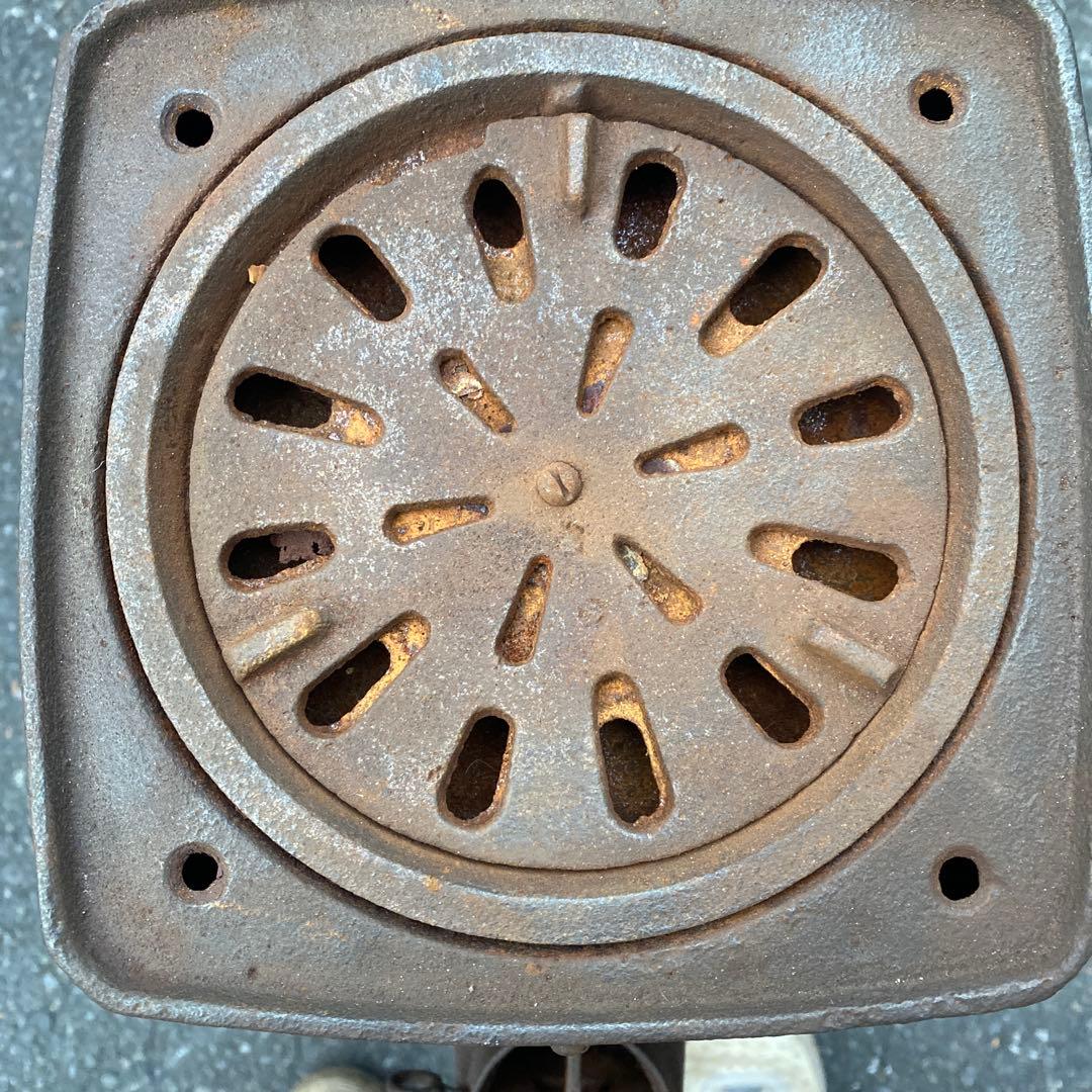 光鱗　薪ストーブ 石炭ストーブ　昭和レトロ