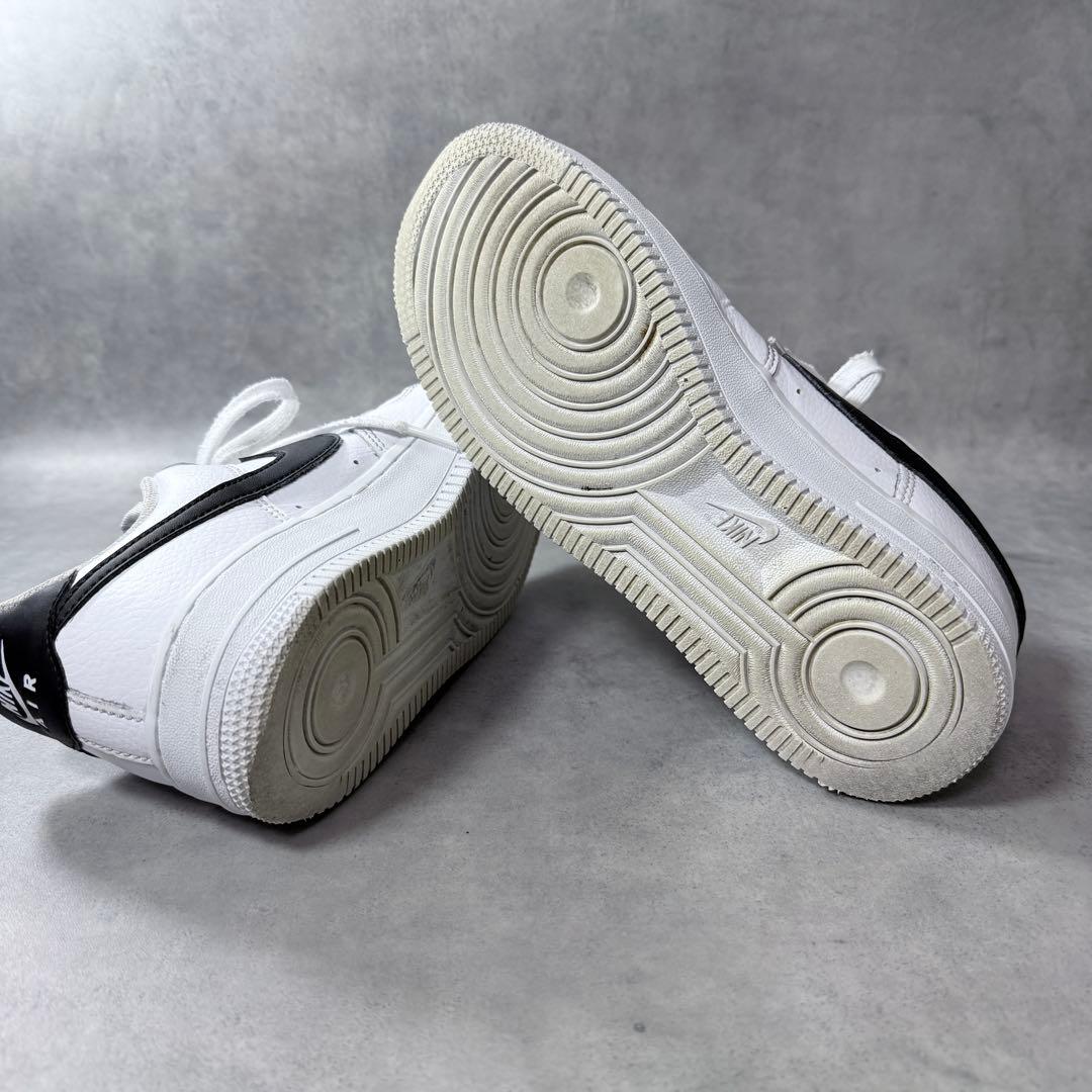 ナイキ エアフォース1 NIKE ホワイト ブラック 白黒 人気 24cm