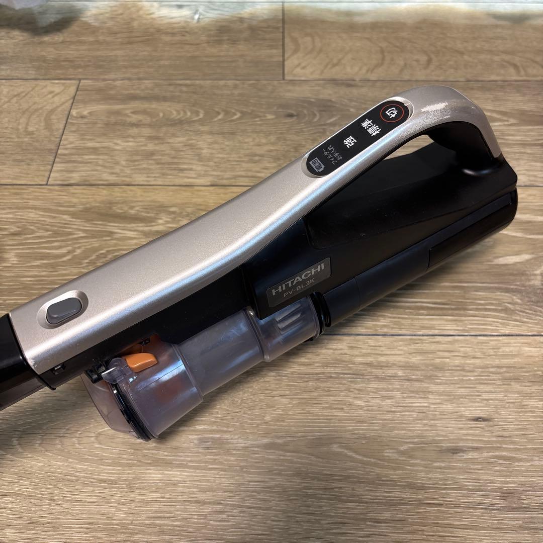 日立 ラクかるスティック コードレスクリーナー PV-BL3K
