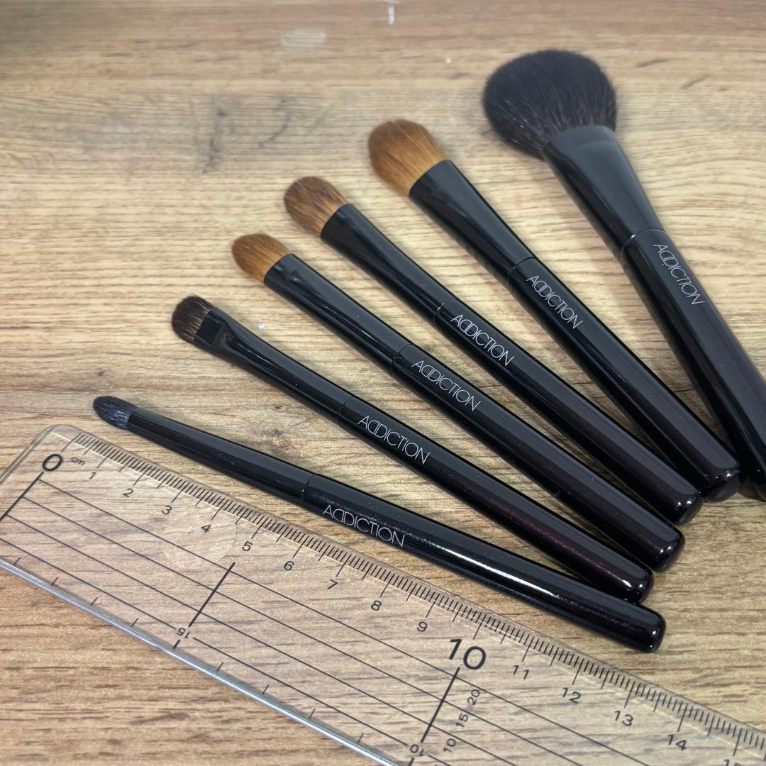 未使用 アディクション ブラシ セット