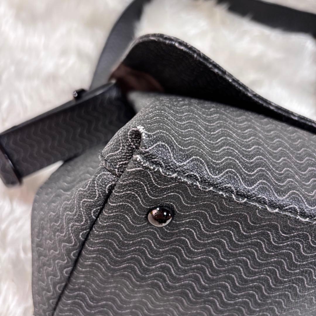 美品✨ザネラート ポスティーナ ショルダーバッグ 黒 ブラック