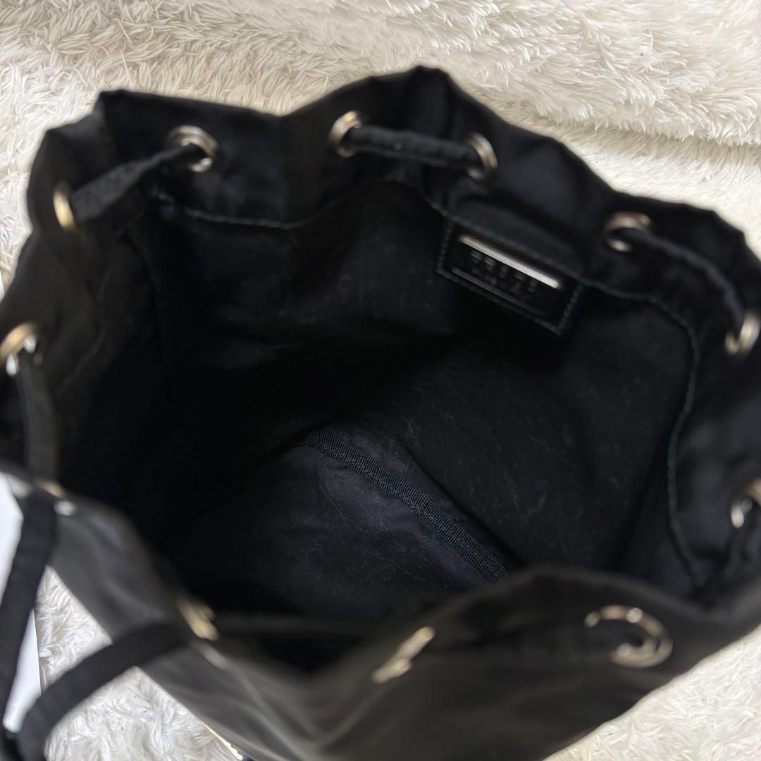 近年型・極上美品✨】プラダ 巾着ポーチ ドローストリング
