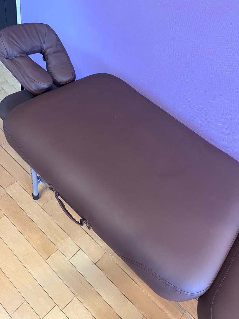 セブンエステ超軽量アルミ製　折りたたみ 簡易ベッド FLY エステべッド