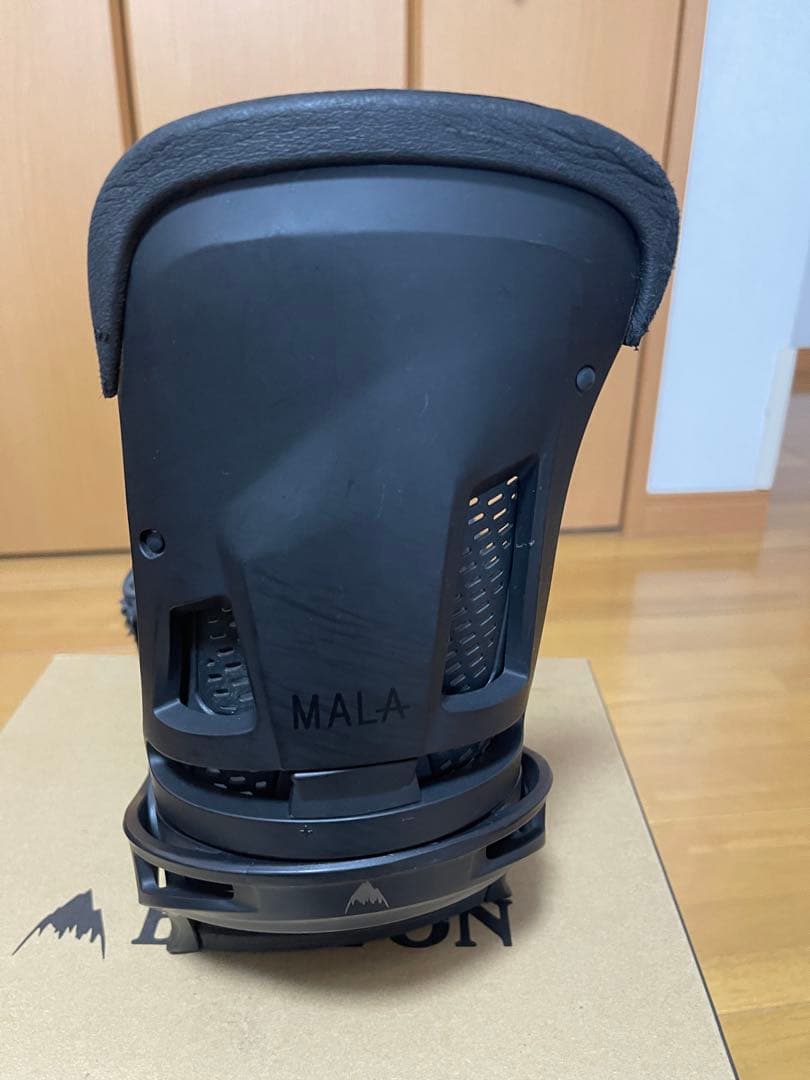 【ジャンク品】BURTON MALAVITA MNS M ビンディング(要修理)