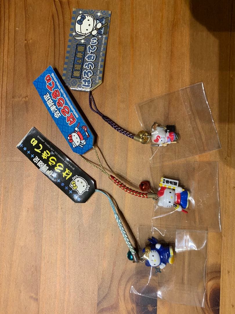 【未開封】ご当地キティ　根付けその他34種　北海道など