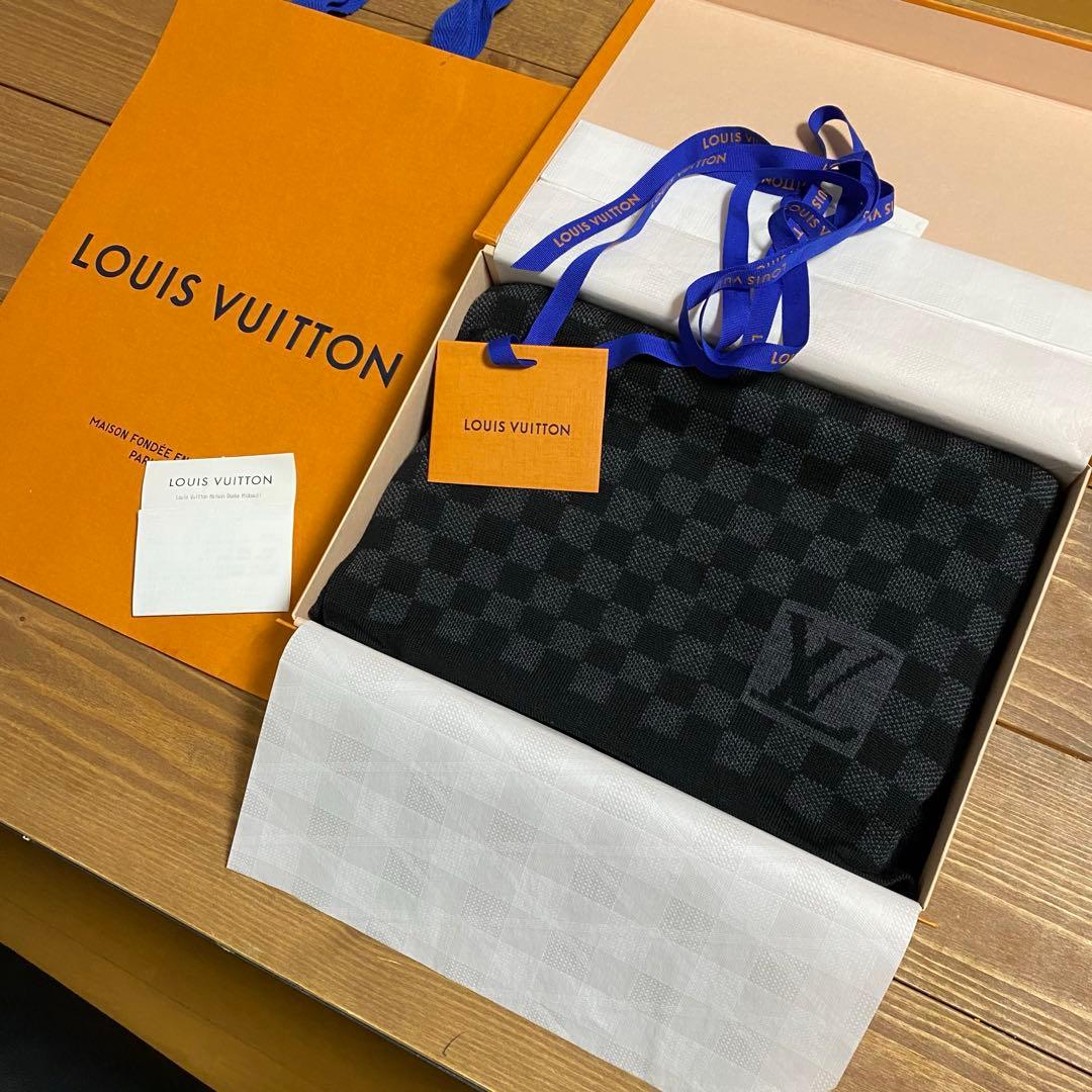 新品箱紙袋付❗️LVロゴマフラー✨ヴィトンマフラー❗️ヴィトン　マフラー　ダミエ