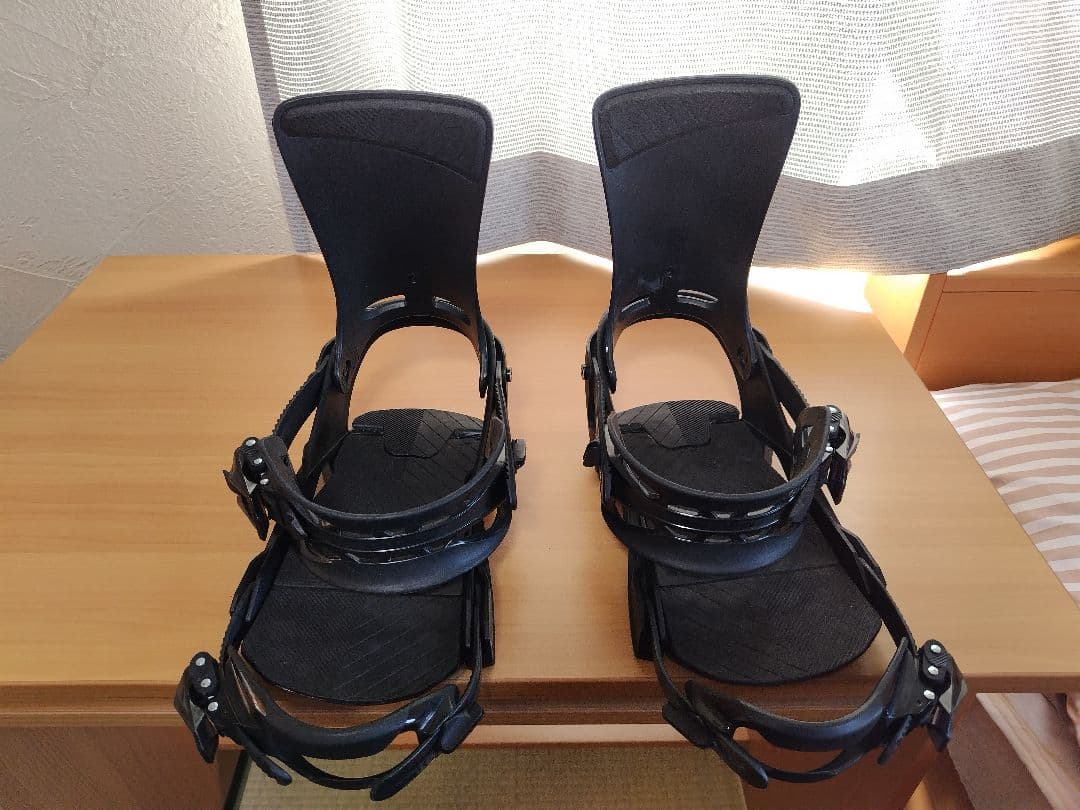 SALOMON rhythm　スノーボードビンディング