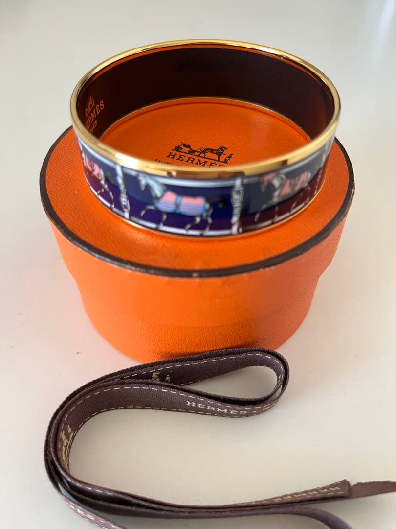 HERMES エルメス ホースデザイン バングル