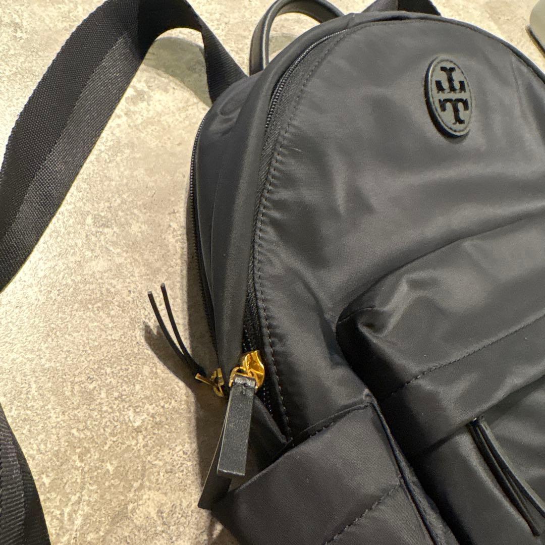 Tory Burch ブラックバックパック
