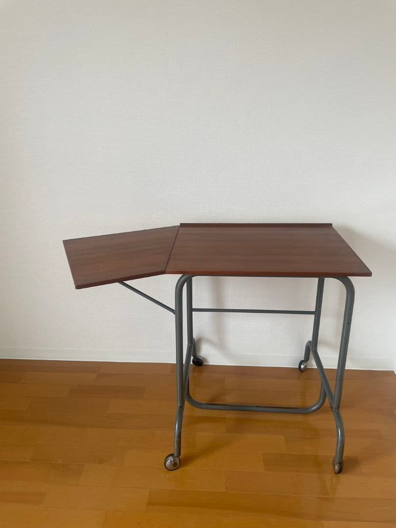 karf購入 デンマーク製 ビンテージ ドロップリーフ サイズテーブル ワゴン