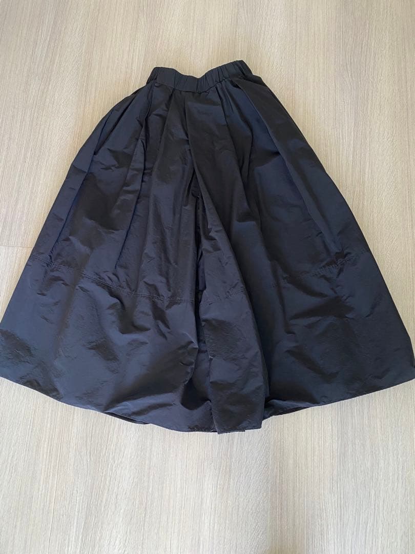 美品 LOHEN ローヘン スカートパンツ 黒 FREE