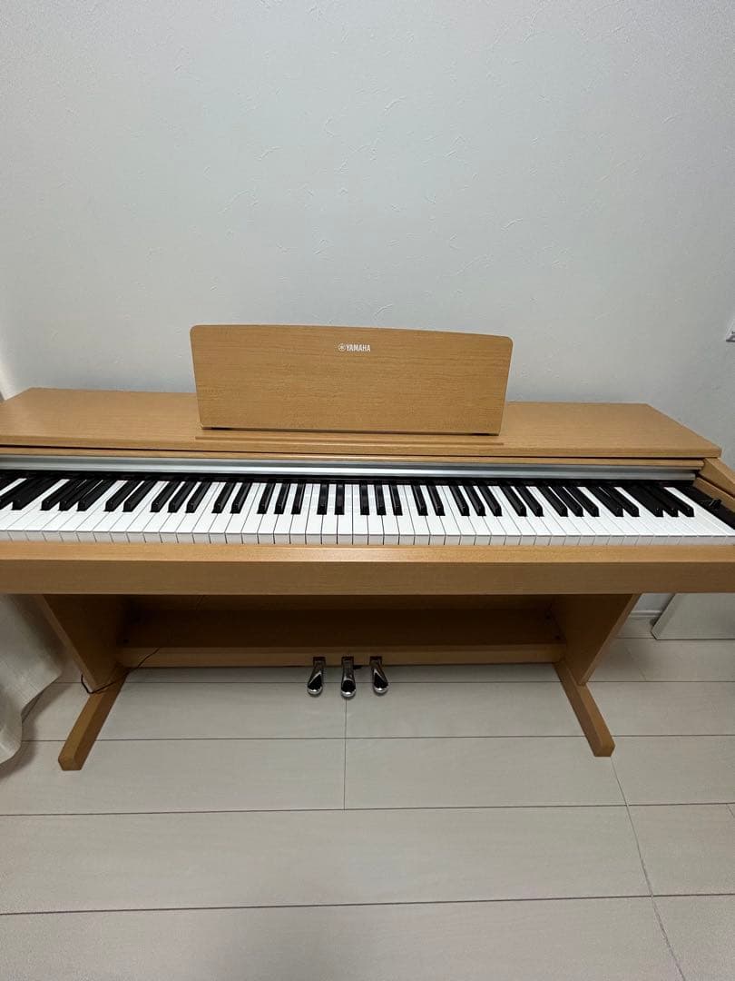 YAMAHA ARIUS YDP-142C 電子ピアノ　最終価格