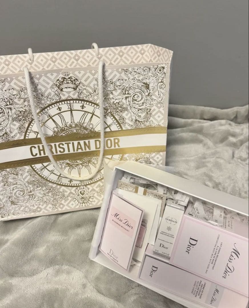 Dior ミスディオール ボディケアセット ギフトBOX 紙袋付き 未使用