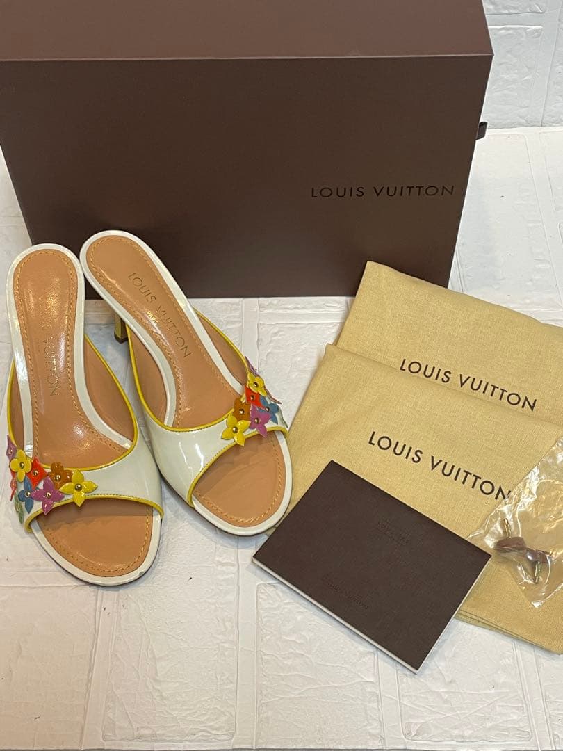 【美品】LOUIS VUITTONルイヴィトン　ミュール　❤︎