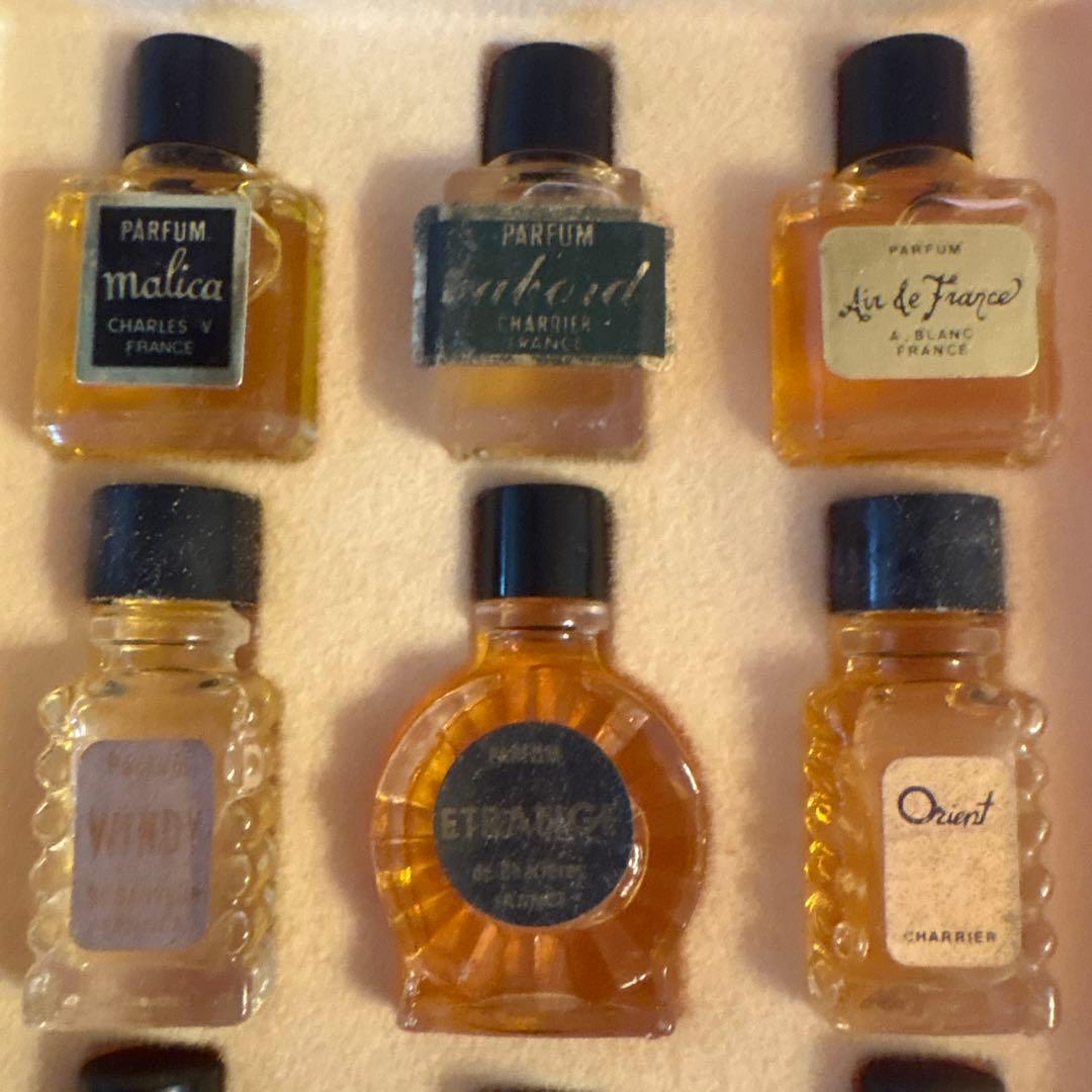 未開封 フランス製 香水 ピンクボックス