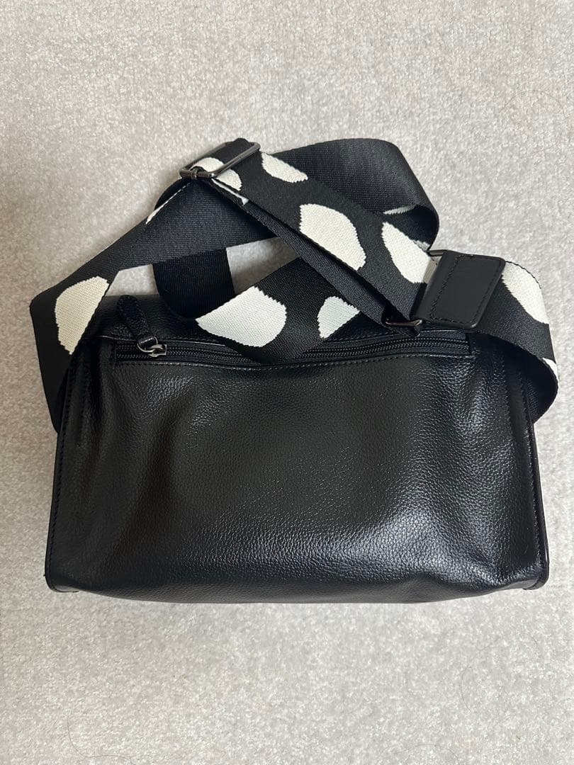 ear PAPILLONNER《本革》柄ワイドテープショルダーバッグ