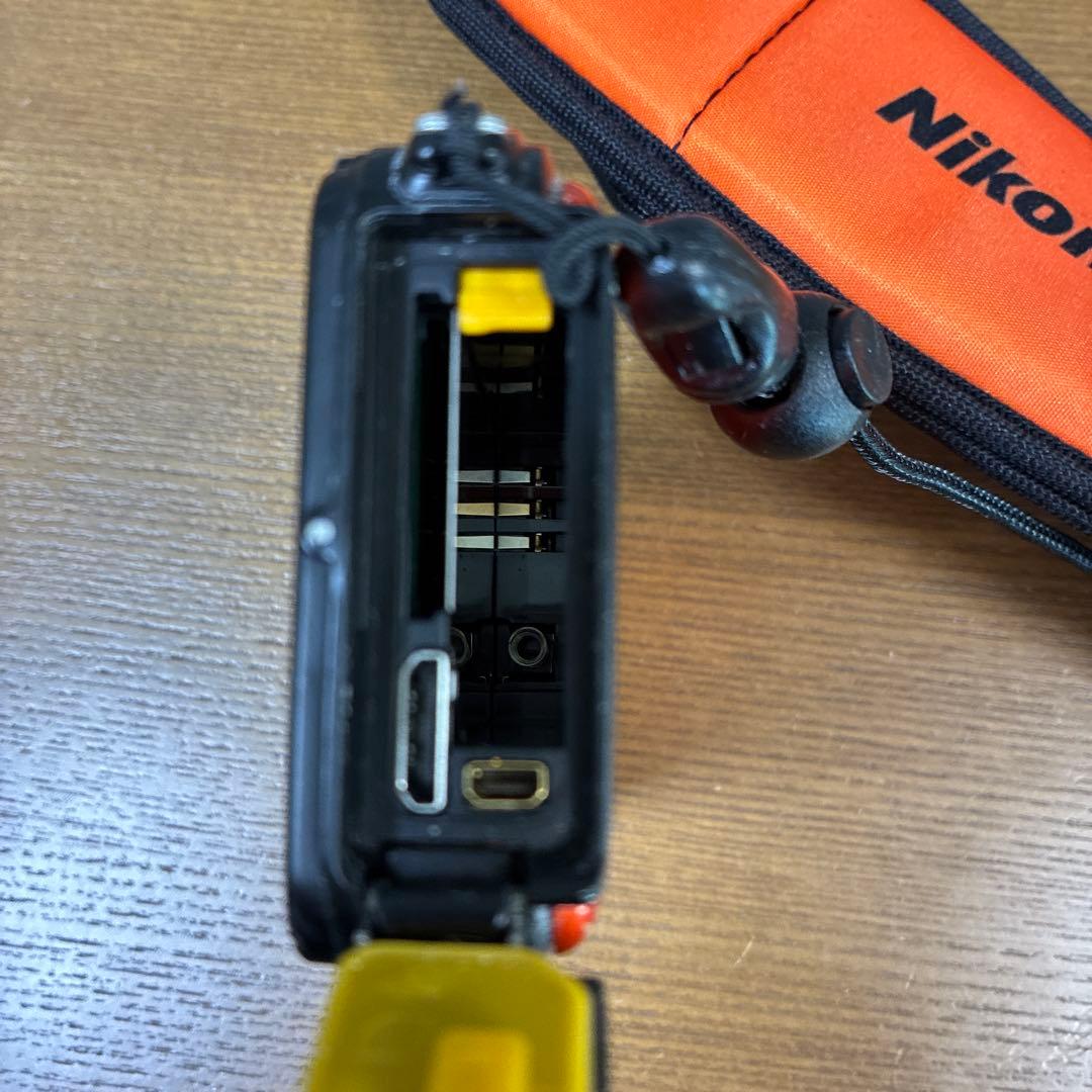 防水カメラNikon COOLPIX AW100 バッテリー2個付き付き