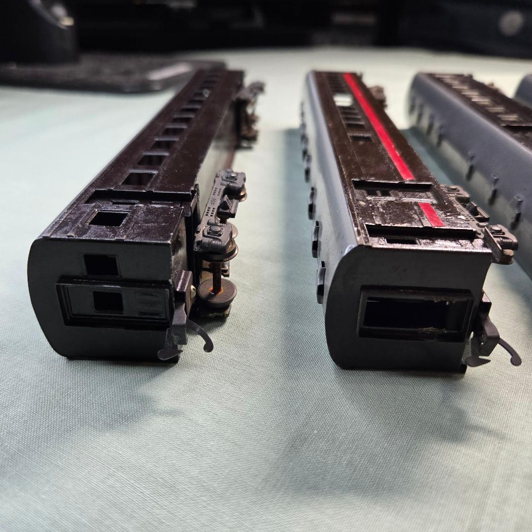 HO金属製客車6両(Aセット)。ジャンク品。