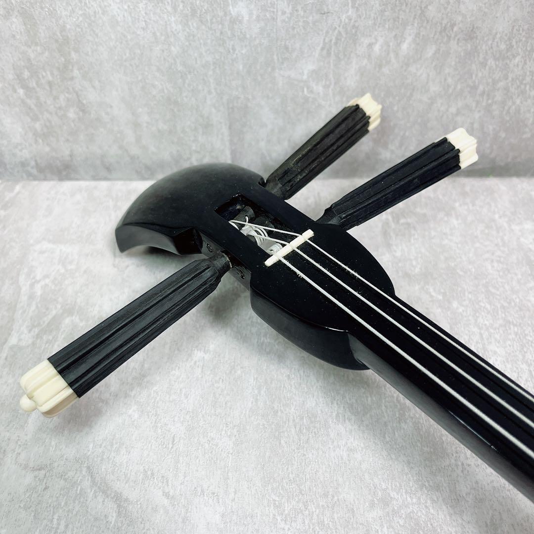 良品 沖縄 三線 本蛇皮 黒漆 三味線 爪 ケース 演奏可能　初心者　入門