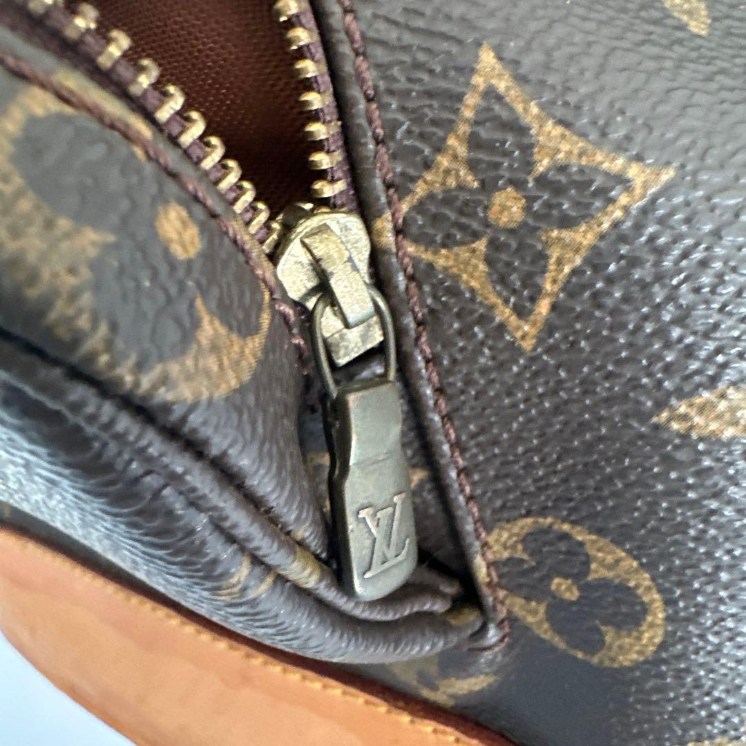 Louis Vuitton モノグラム　モンスリ