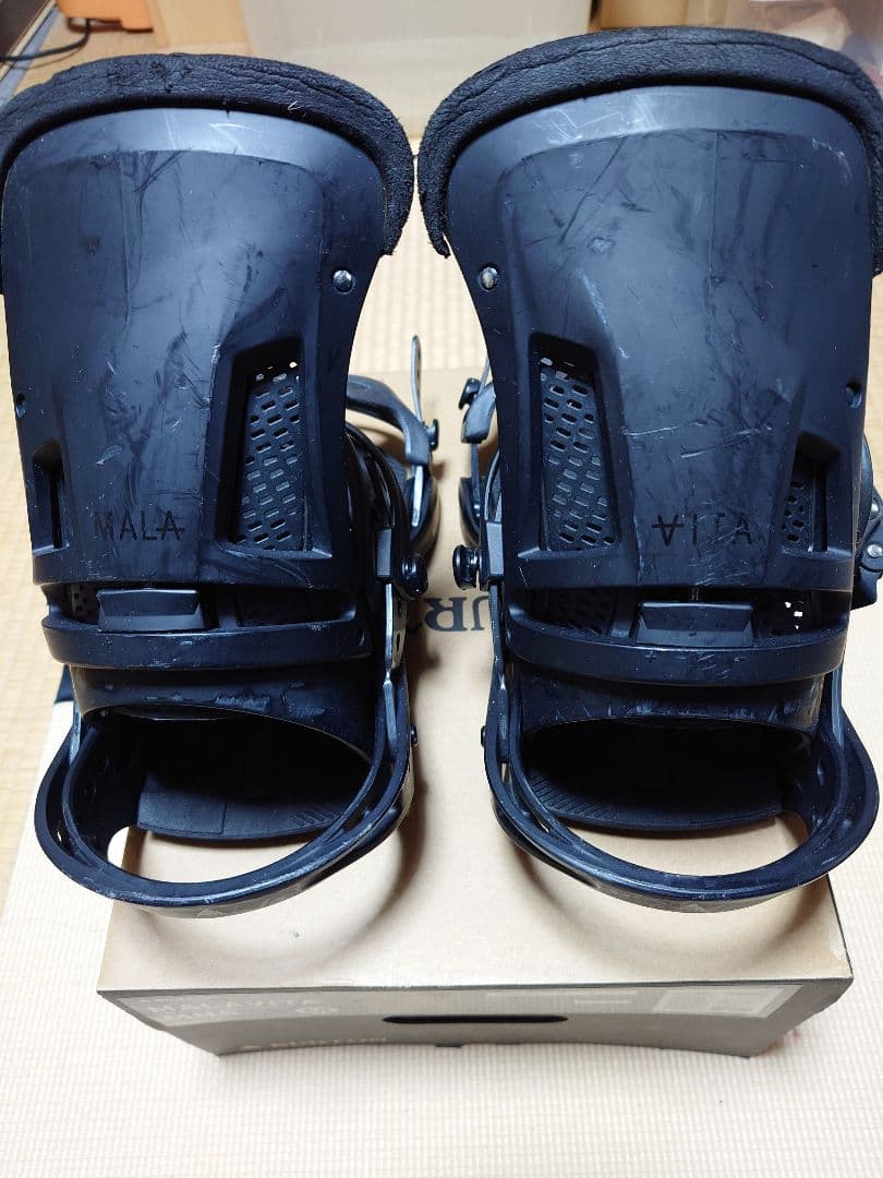 さる Burton Malavita Mサイズ 20年モデル