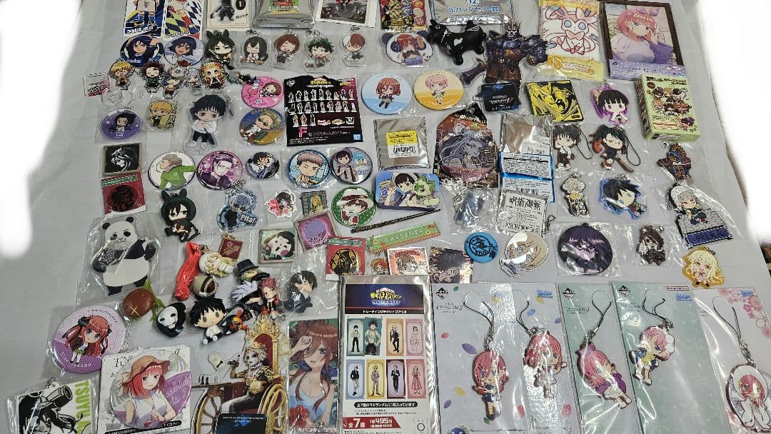300点以上】 アニメグッズ まとめ売り キャラクター グッズ 大量