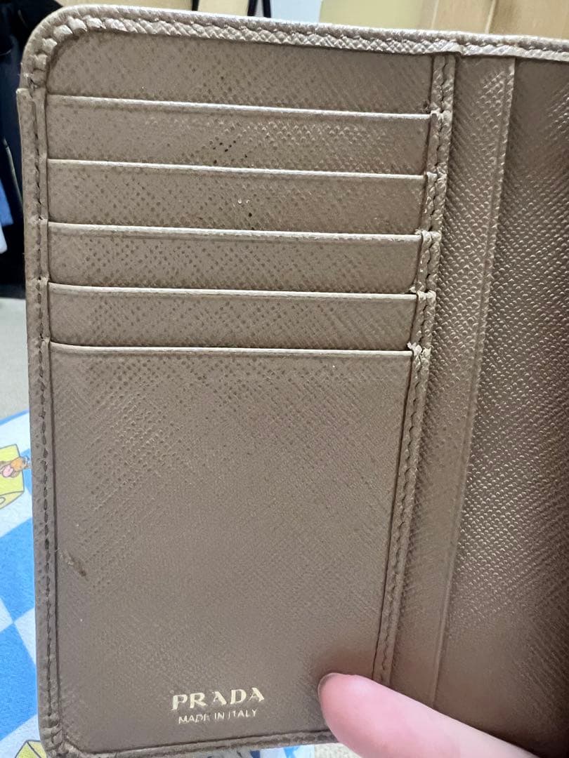 ★Lotus★ 　PRADA プラダ 二つ折り財布