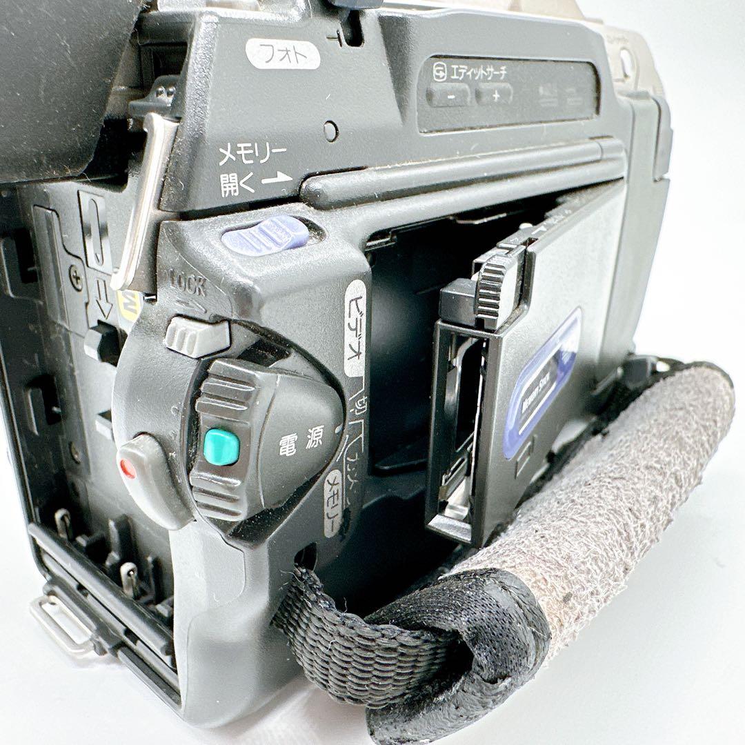 ソニー ビデオカメラDCR-TRV30 miniDV ダビング ミニ 昭和 磁気 - メルカリ