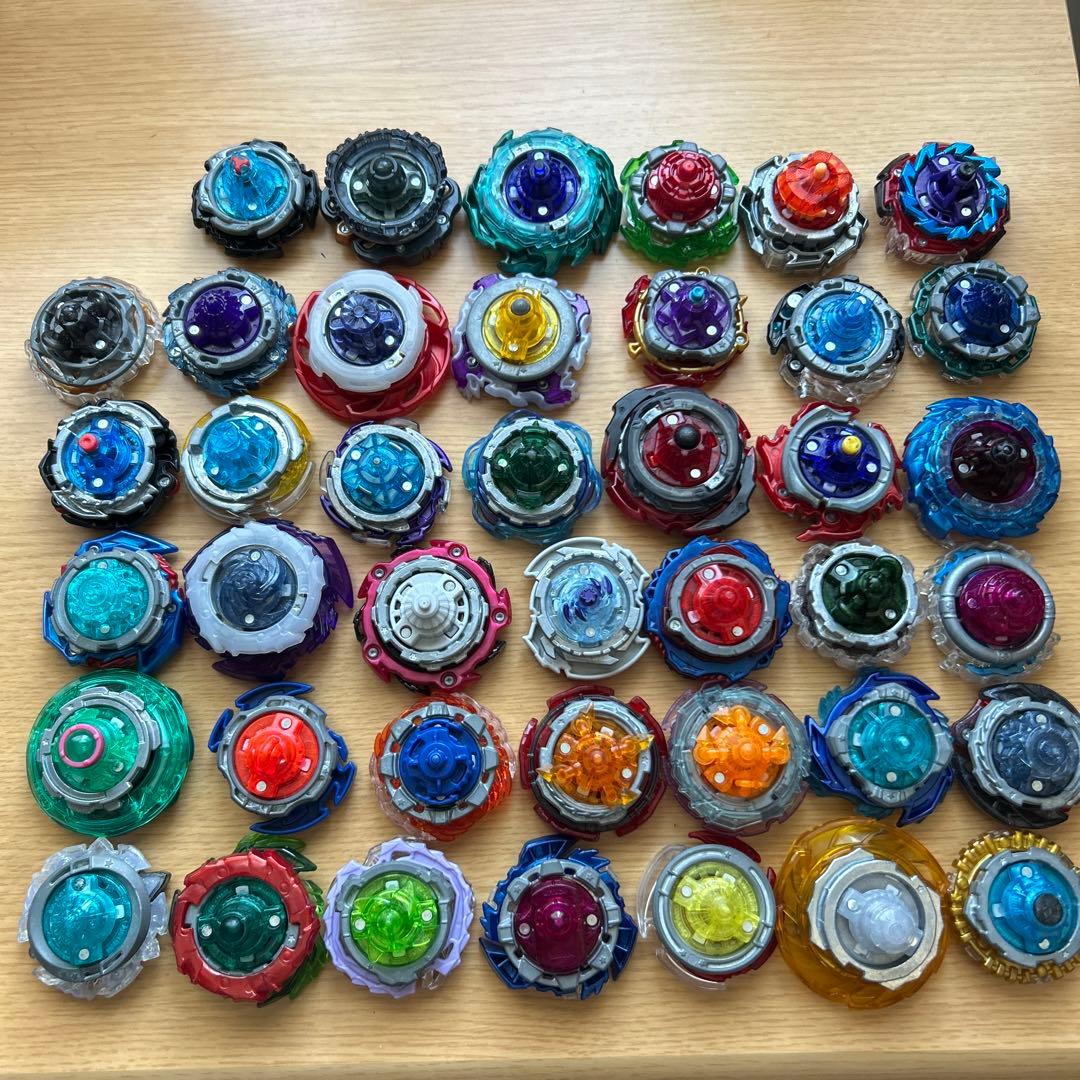 ベイブレードバースト(第3世代) 完成済41個+おまけ まとめ売り - メルカリ