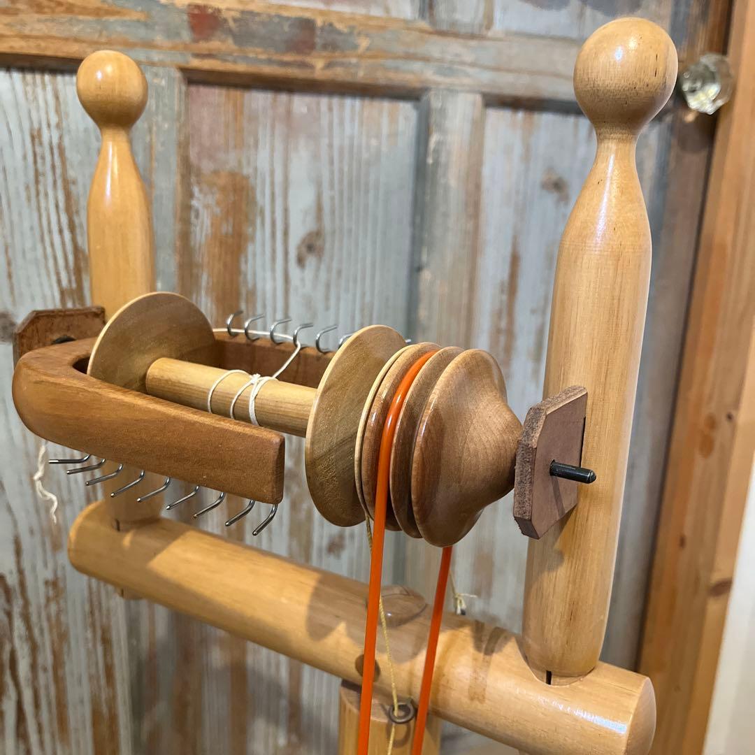 東京手織機　電動紡ぎ車1 電動紡ぎ車