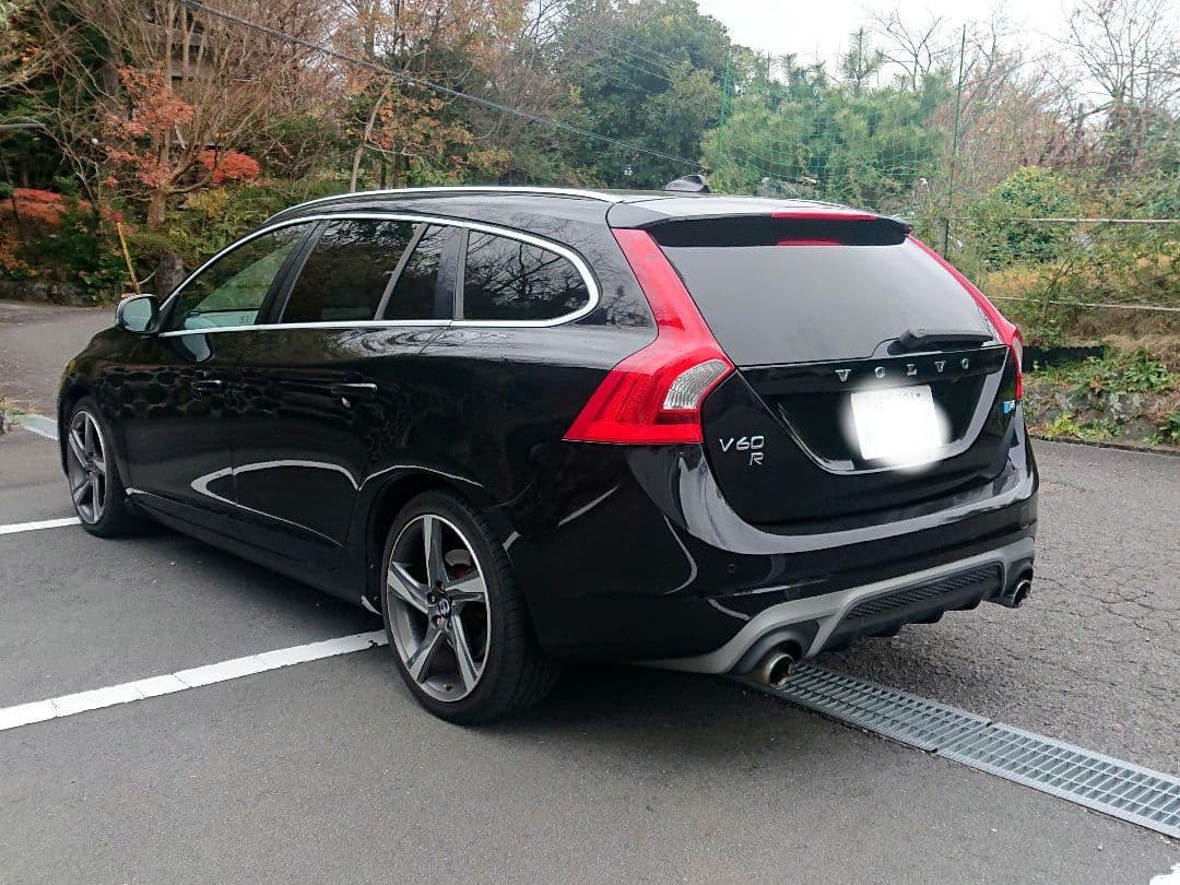 ボルボ V60 Rデザイン Tベル済 新車時より記録簿8枚