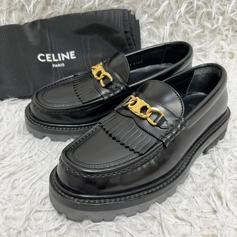 CELINE ローファー トリオンフ マーガレット フリンジ ブラック