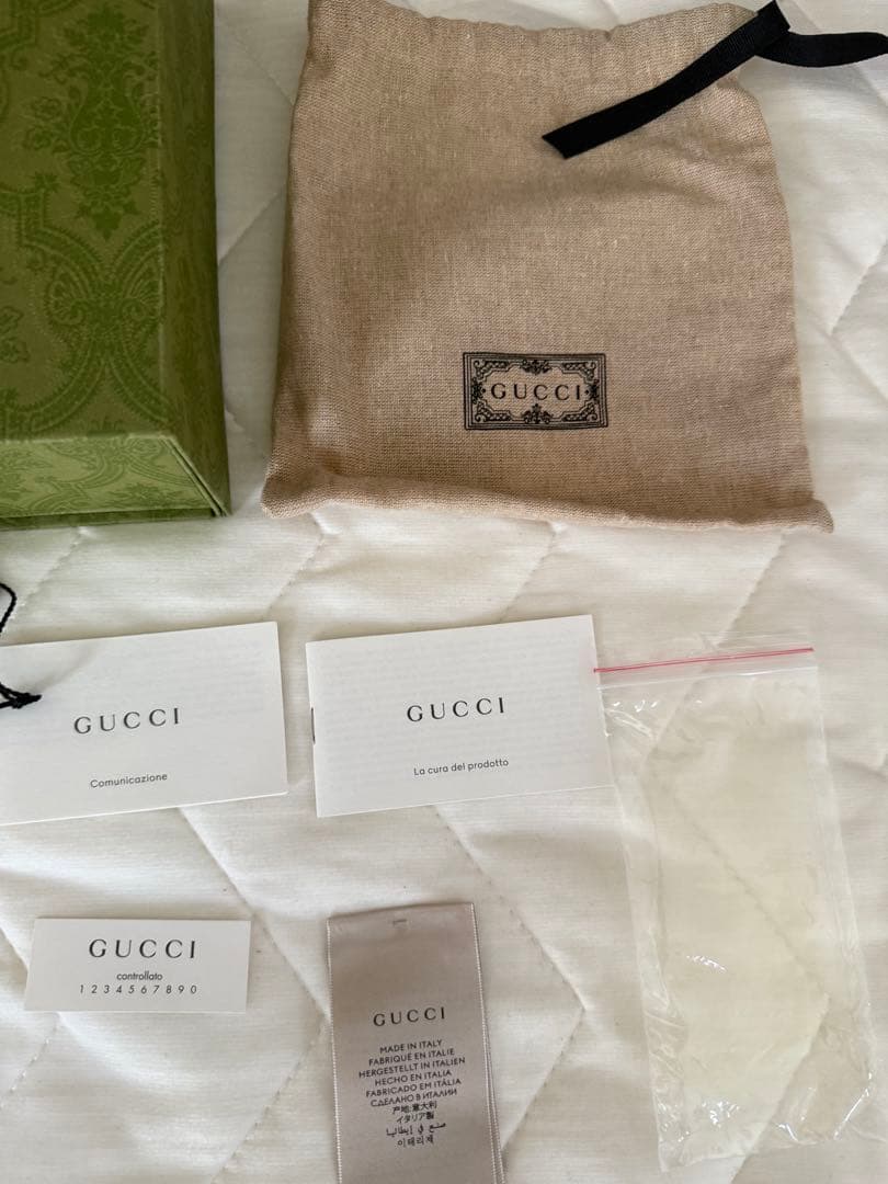 GUCCI ネイビー ヘアバンド　デニムカチューシャ　GGデザイン