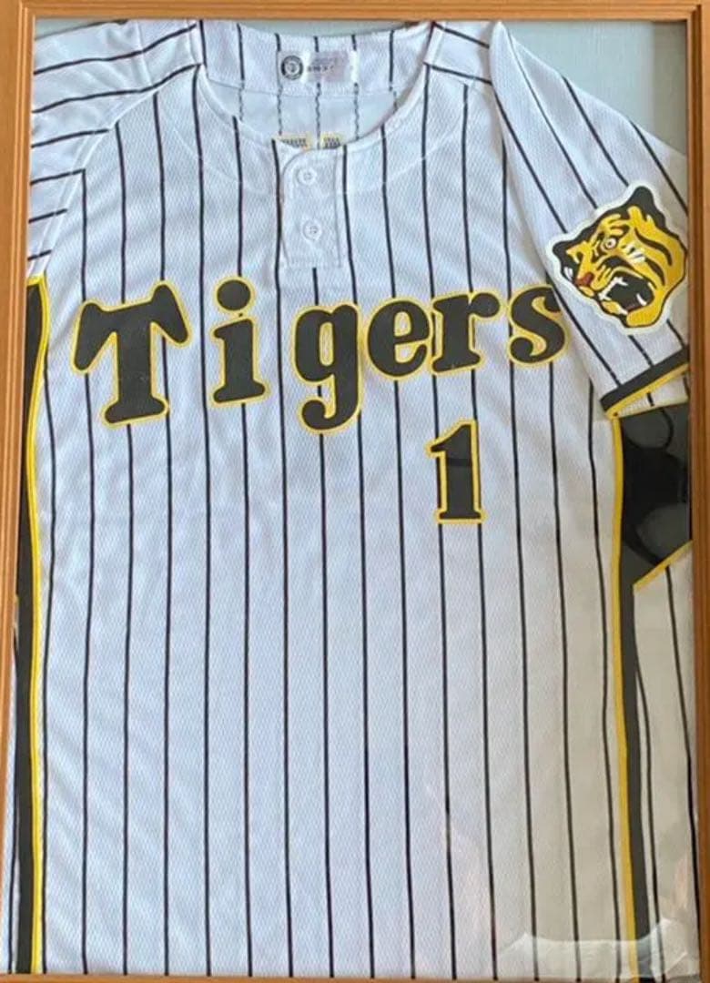 阪神タイガース #1 鳥谷敬内野手 ユニホームシャツ