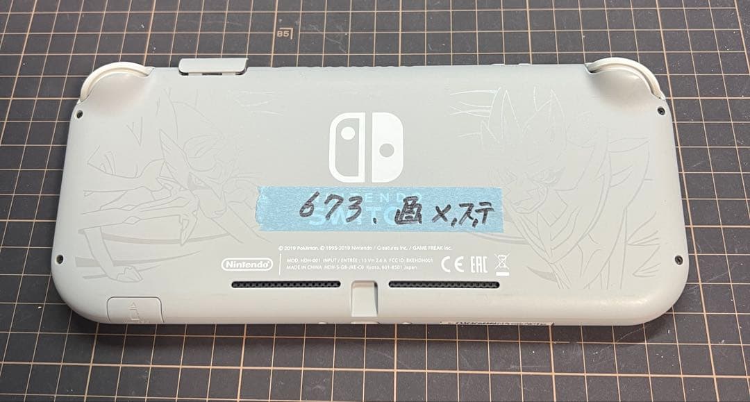 673 【ジャンク】 Nintendo switch Lite 本体のみ