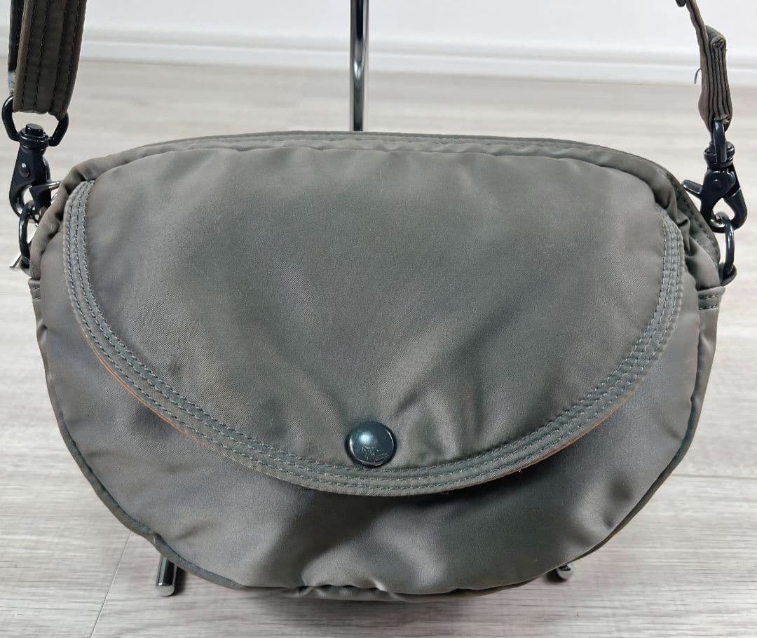 ★美品★レア★ポーター タンカー ショルダー 半月型 シルバーグレー ナイロン