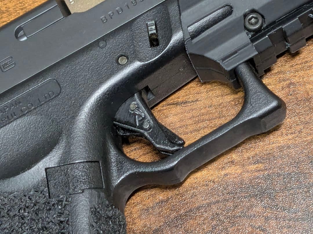 東京マルイ　グロック26 カスタム　ガスブローバック　アンダーレール
