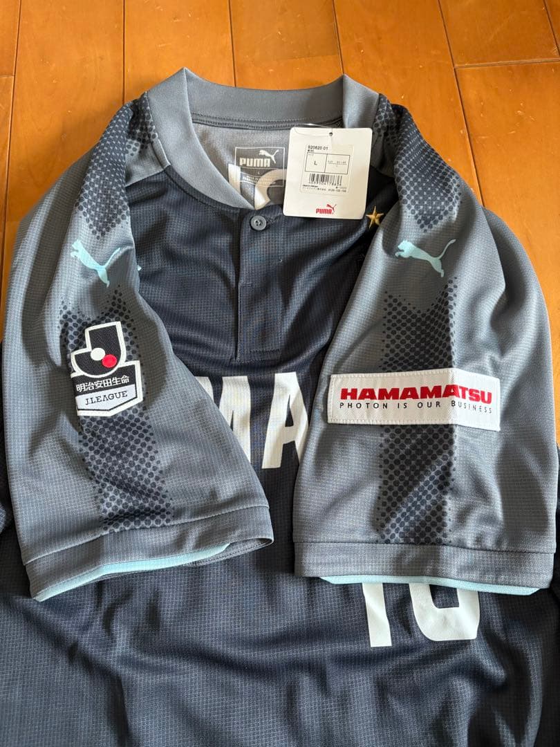 中村俊輔　サイン入り　ジュビロ磐田　ユニホーム