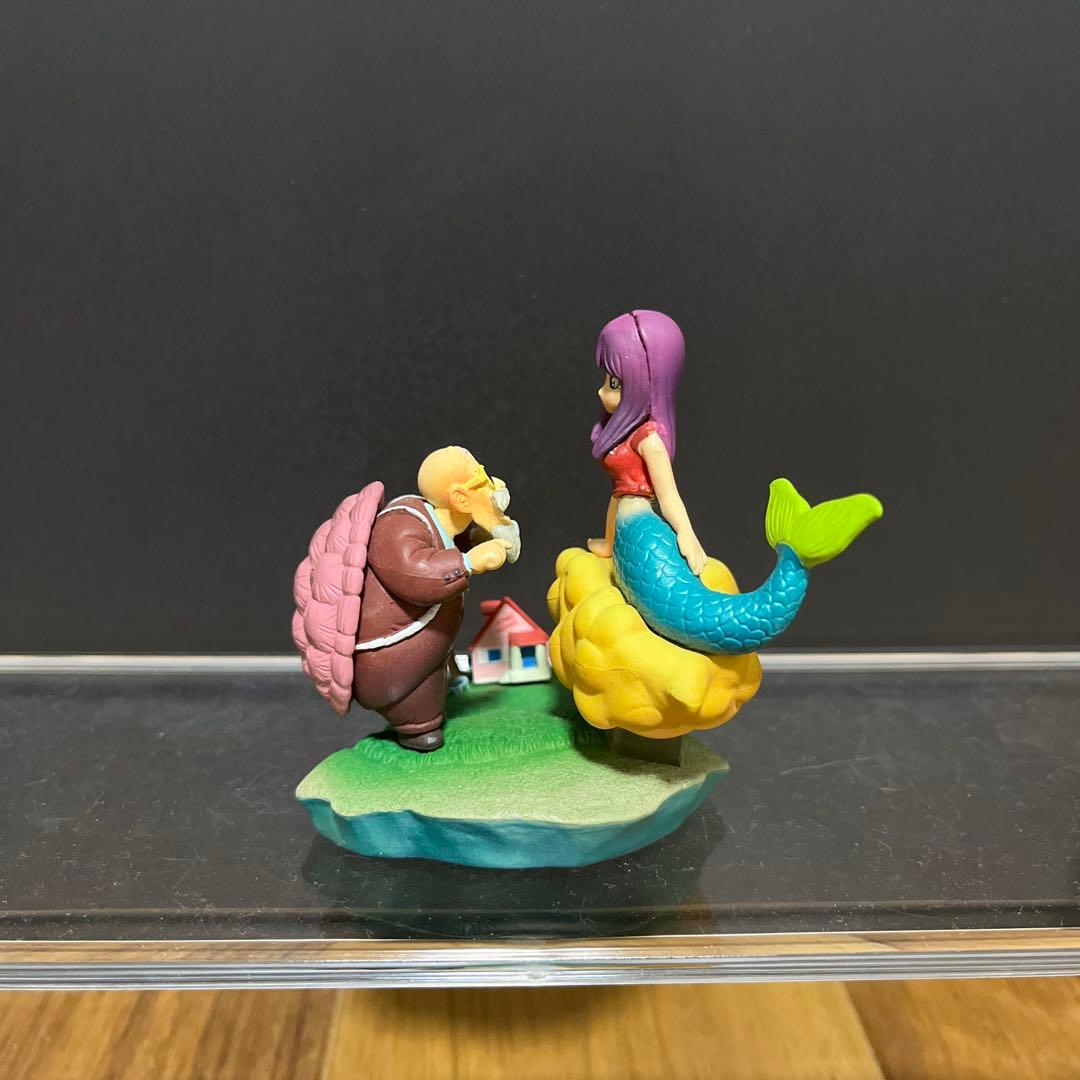 ね*ぎ様 ドラゴンボールカプセル 亀仙人と人魚フィギュア - メルカリ