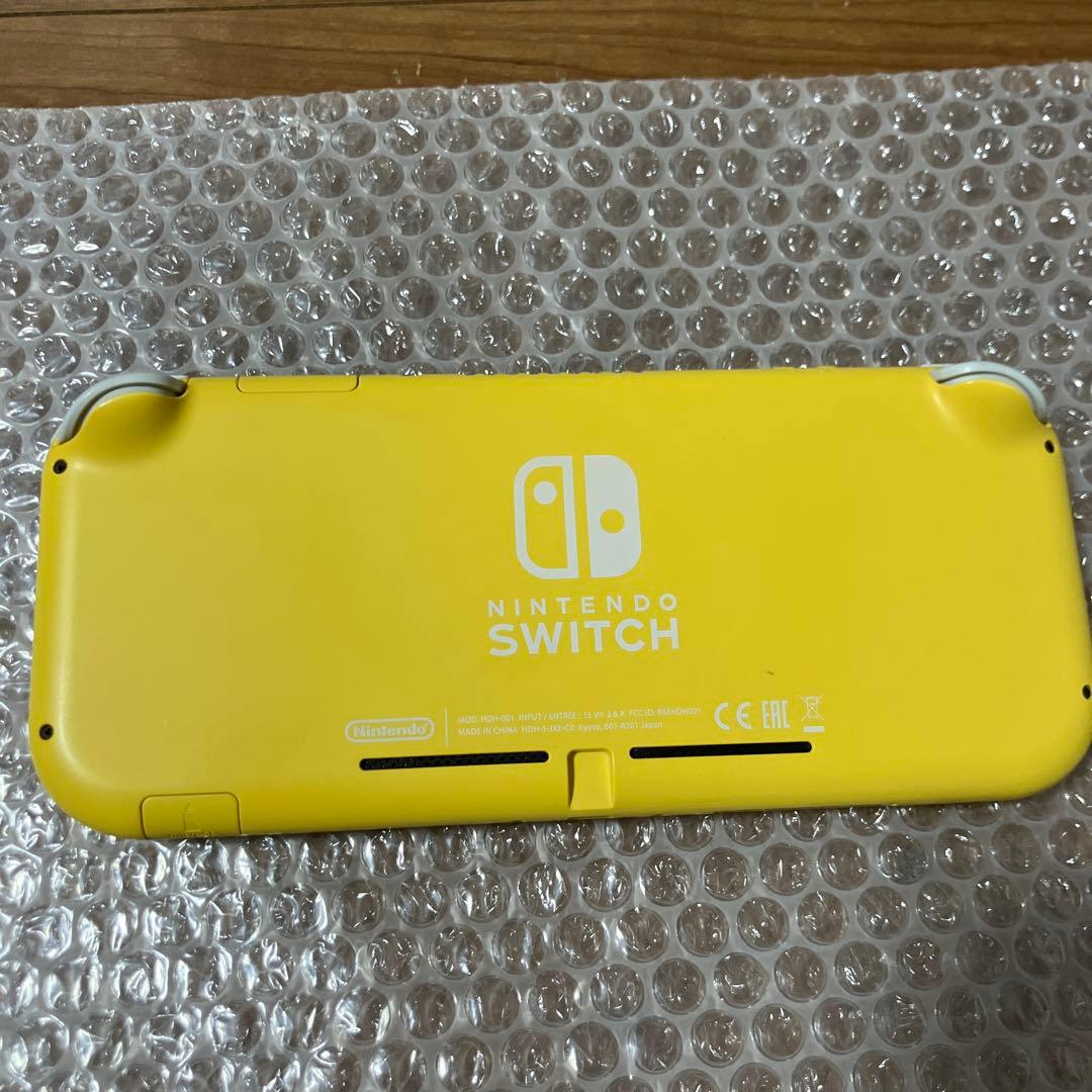 対*す様 ニンテンドースイッチライト。イエロー