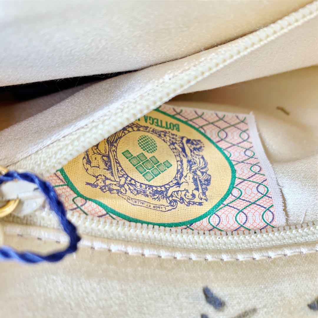 【美品】ボッテガヴェネタ ショルダーバッグ タッセル サテン